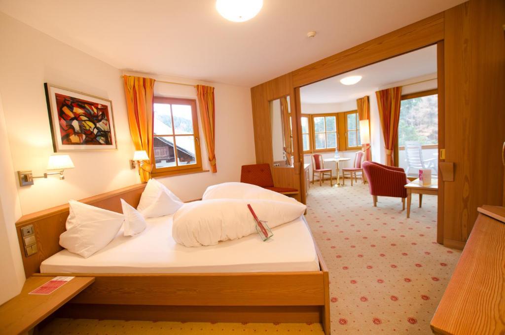Hotel Weihrerhof Soprabolzano Habitación foto